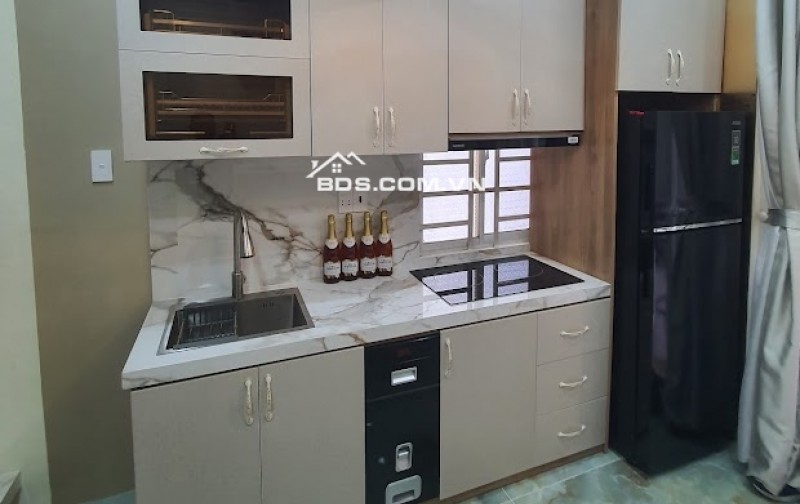 Nhà Đẹp 3 Tầg Full Nội Thất Lạc Long Quân P.10 Tân Bình, SD 52m2, 2PN Master, 3WC. Chỉ 2.65 tỷ